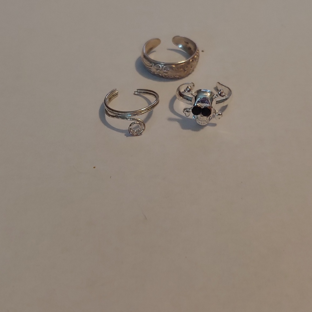 Toe ring bundle - Picture 2 of 2